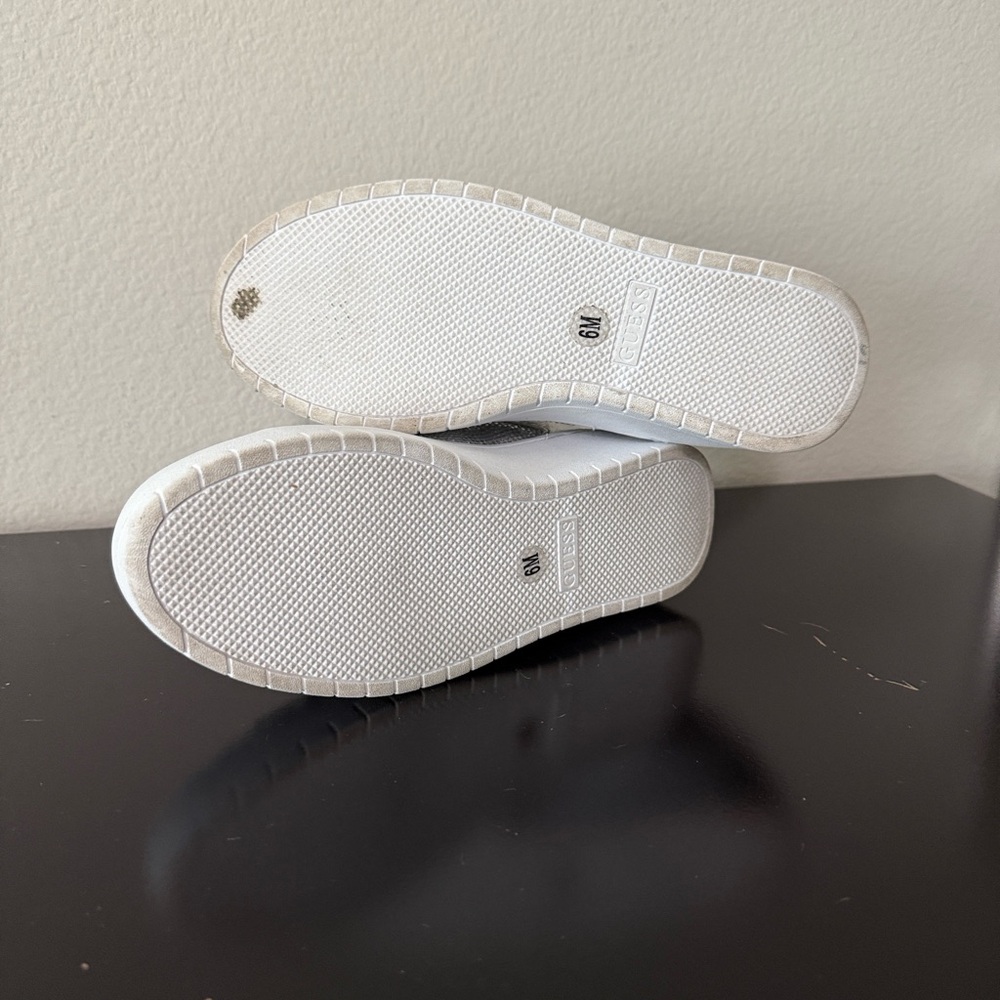 Guess Metallic Silver Sneakers with White Soles - Picture 5 of 6